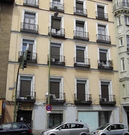 Hostal Rivera - Atocha Madrid Eksteriør bilde